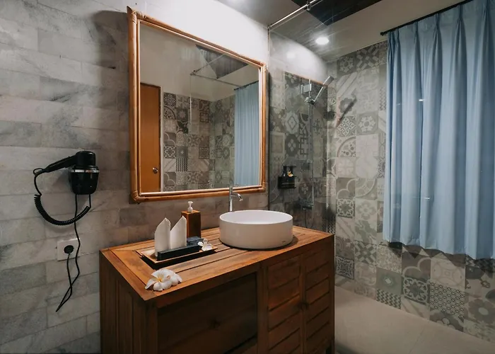 Hotel The Ariras