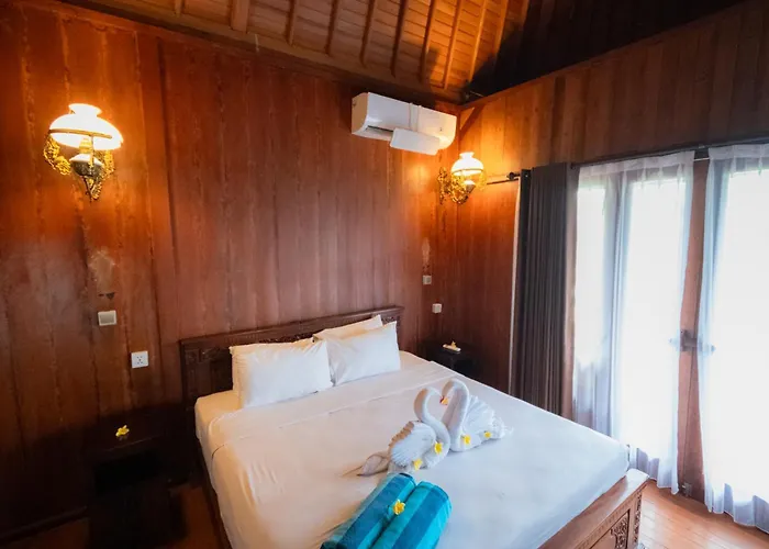 The Ariras Hotel